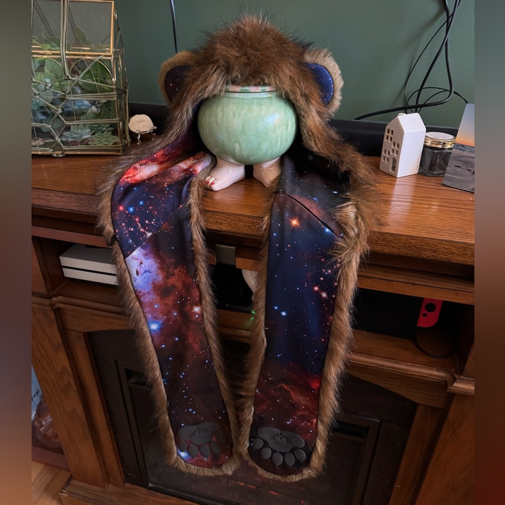 Golden Galaxy Bear Collector Edition Spirithood